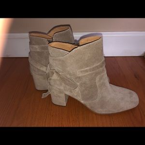Franco Sarto Pamela Bootie. Like New! Tan 6.5